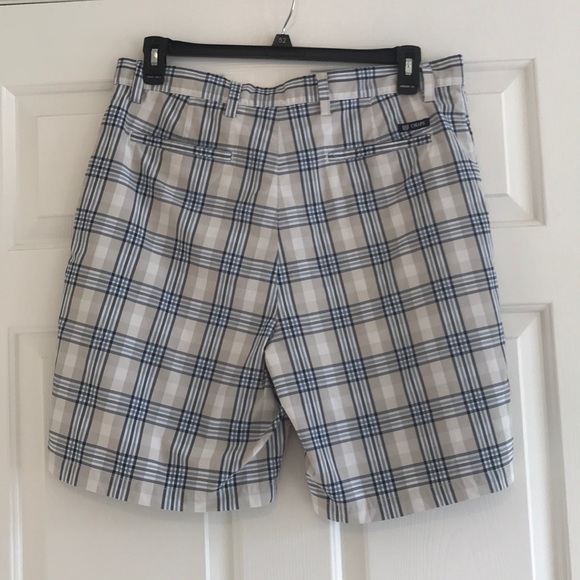 🆕🥏Men’s CHAPS Striped Shorts SZ 36 EUC - Picture 8 of 10